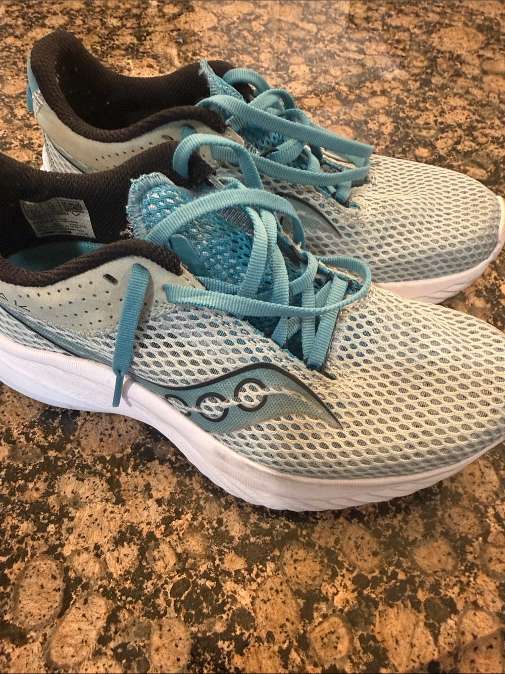 Saucony Women's Teal and White Mesh Running Sneakers